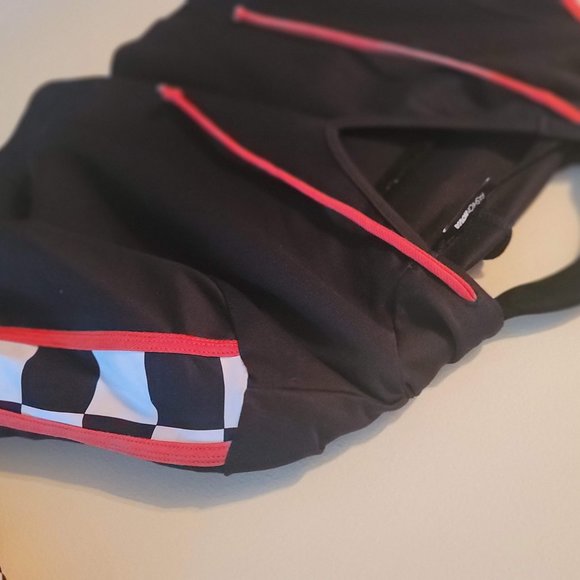 Black Matching Crop Top & Leggings Set Pink Detail - Picture 6 of 6